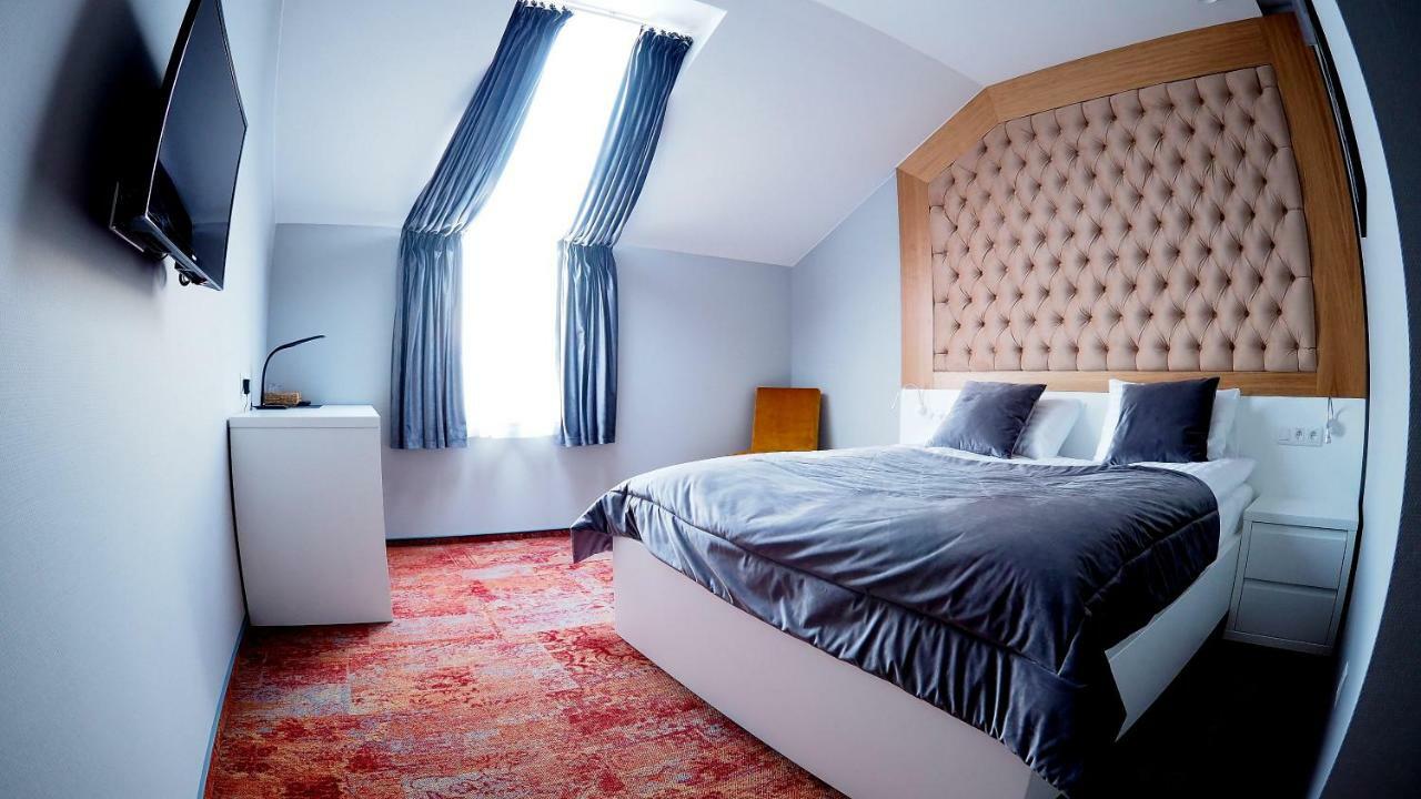 Hotel Sjesta โนวาซูล ภายนอก รูปภาพ