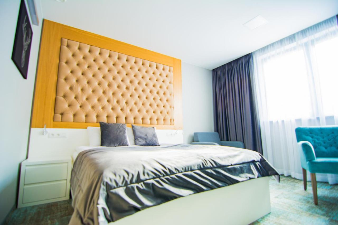 Hotel Sjesta โนวาซูล ภายนอก รูปภาพ